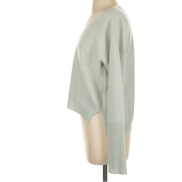 NAADAM Cashmere V-Neck Sweater Mint Sage Green Lightweight Boxy Size Small - Picture 4 of 8